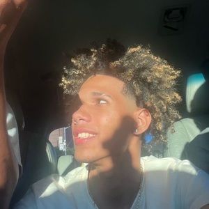 Meet your Posher, Gabriel